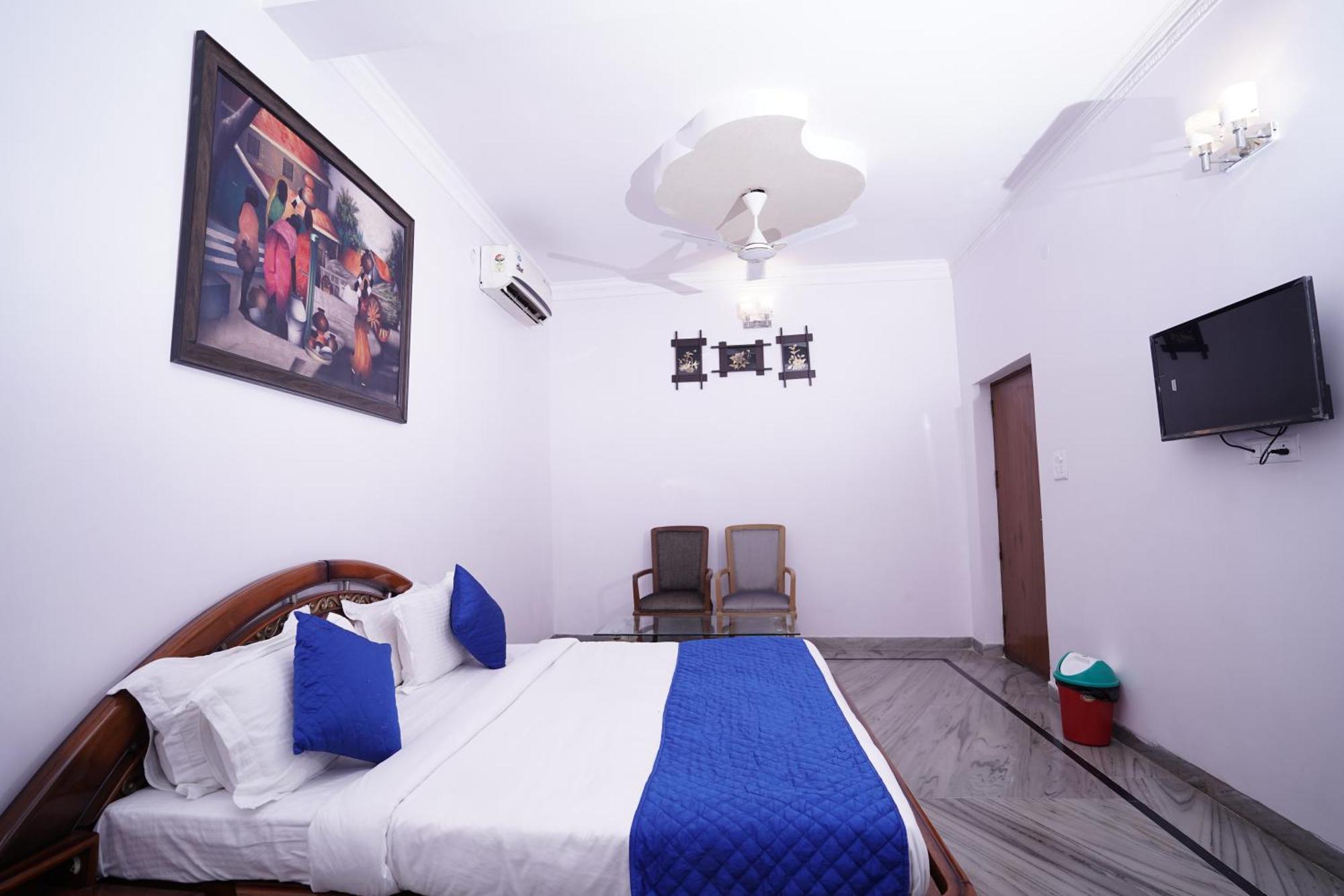 Hotel Lecston @Yashobhoomi Dwarka Sector - 25 Metro Station Delhi  Dış mekan fotoğraf