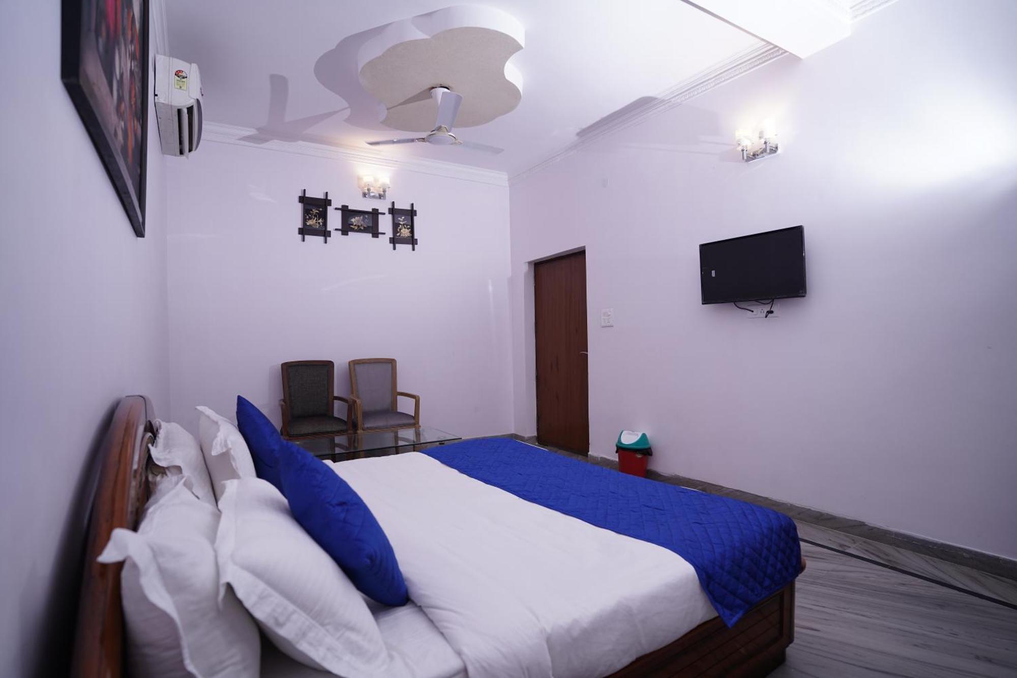 Hotel Lecston @Yashobhoomi Dwarka Sector - 25 Metro Station Delhi  Dış mekan fotoğraf